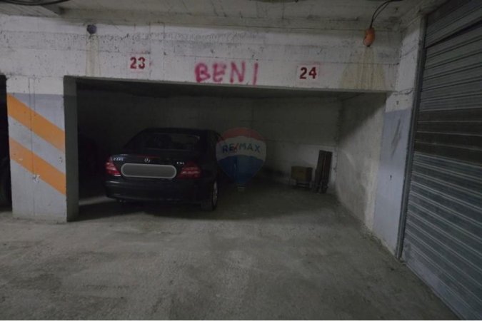 Vlore, shitet , (Skele)