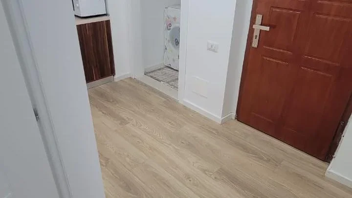 Tirane, shes apartament 1+1+Aneks Kati 5, 70 m² 135.000 € (Rr. Myslym Shyri)