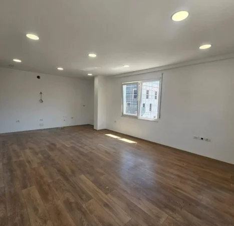 Tirane, shes apartament 2+1+Aneks+Ballkon Kati 7, 113 m² 250.000 € (Rr. Haxhi Kika prane Kika 2)