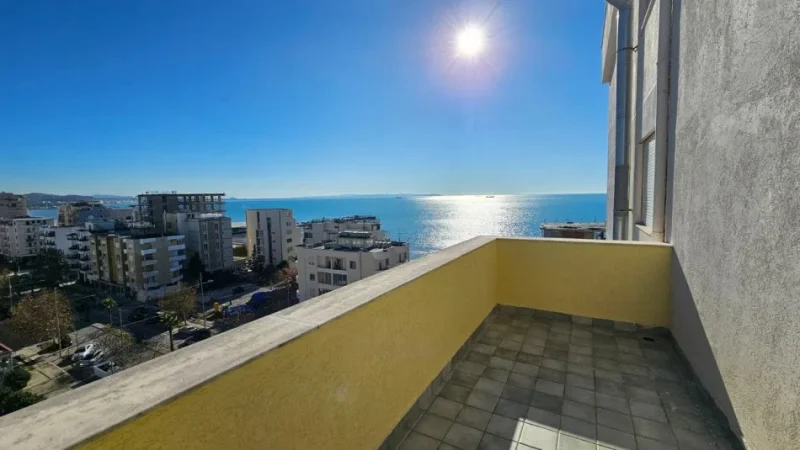 Durres, shes apartament 2+1+Aneks+Ballkon Kati 7, (Hotel Palace,Plazh)