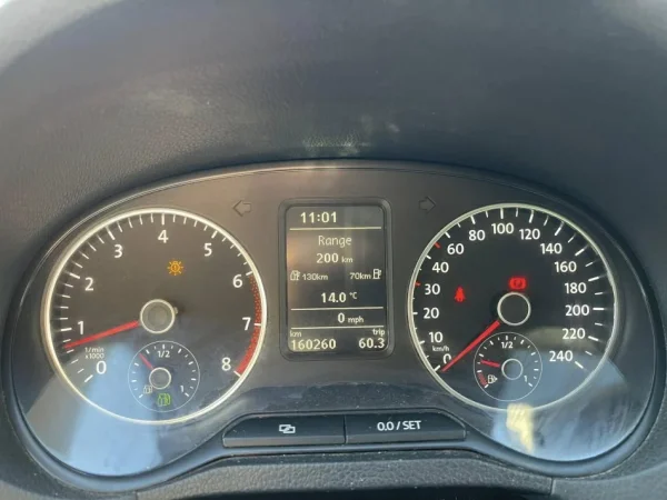 Tirane, shes makine VW POLO Benzin+Gaz, gri metalizato manuale Klima 160.000 km 5.290 €