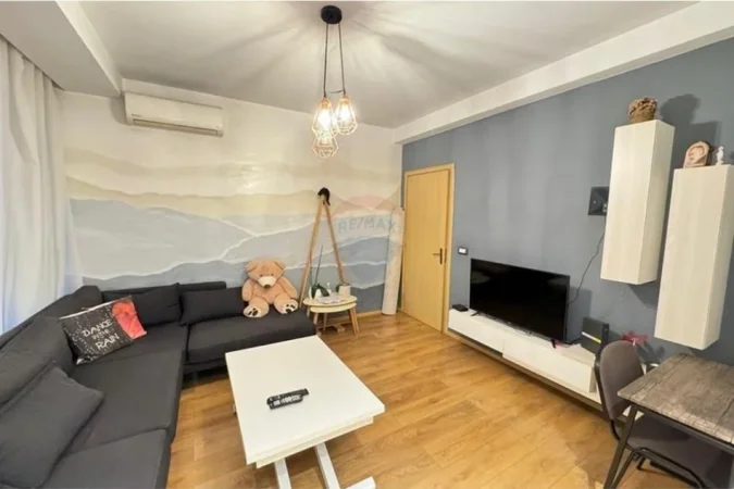 Tirane, shitet apartament 2+1+Ballkon Kati 4, 87 m² 135.000 € 