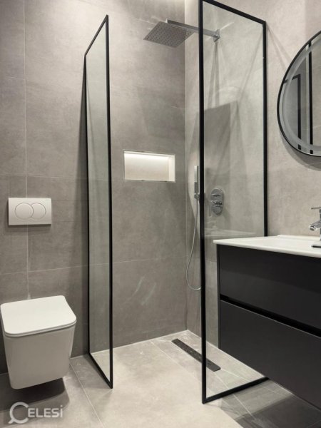Tirane, jepet me qera apartament 1+1+Ballkon Kati 1, 60 m² 600 € (rruga Peti)