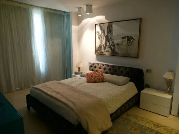 Tirane, shitet apartament 3+1+Ballkon Kati 8, 200 m² 700.000 € (Kopshti Botanik Tirane)