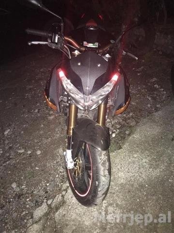 Tirane, shes Motociklete Benelli TNT 1130 Sport Evo Viti 2006, 4.500 Euro