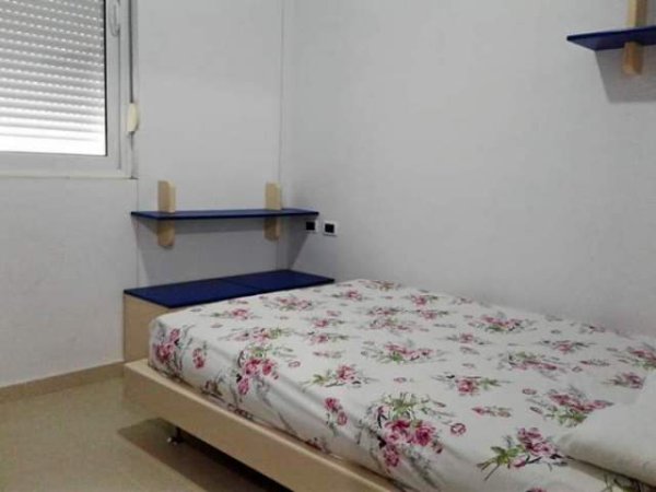 Vlore, jap me qera apartament 1+1+BLK Kati 2, 70 m² 25 Euro (Dhimiter Konomi)