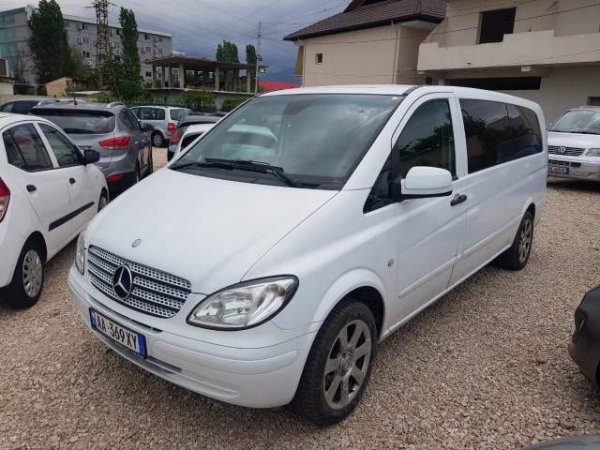 Tirane, jap me qera FURGON Mercedes-Benz VITO 8 VENDE Viti 2011