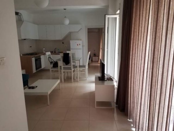 Tirane, jap me qera apartament 1+1+BLK Kati 1, 60 m² 20 Euro/Nata (Kodra e Diellit II)