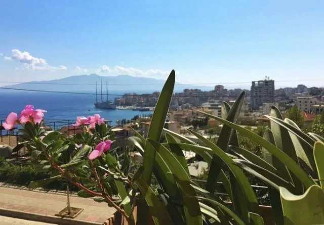Sarande, ofroj Apartament 1+1, 2.300 Leke/nata, Kati 2, 60 m²