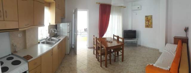 Okazion Sarande, jap me qera apartament Kati 3, 4000 L nata