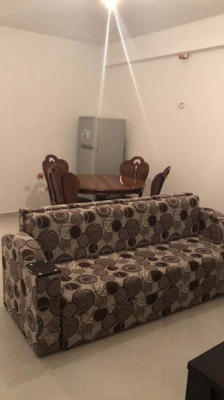 Vlore, jap me qera apartament ne plazh Kati 3, 67 m² 30 Euro/Nata (LUNGOMARE)