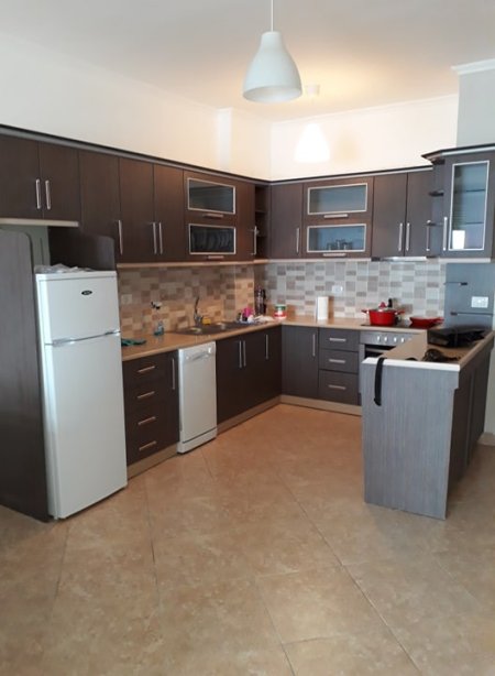 Sarande, jap me qera apartament ne plazh Kati 5, 69 m² 40 Euro (Naim Frasheri)