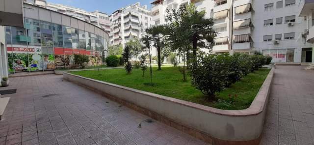 Tirane, jap me qera apartament 2+1+2BLK Kati 3, 115 m² 650 Euro (Medar Shtylla, Kompl KIKA 1)
