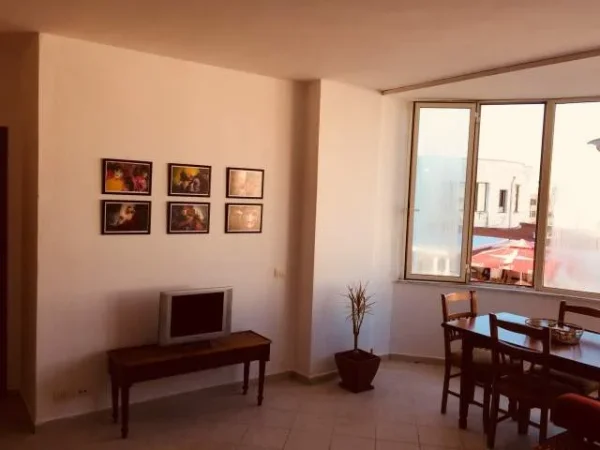 Qera Ditore 20€/Dita, Apartament 2+1Plazh Iliria vetem 50m nga deti, ngjitur me Hotel Florida