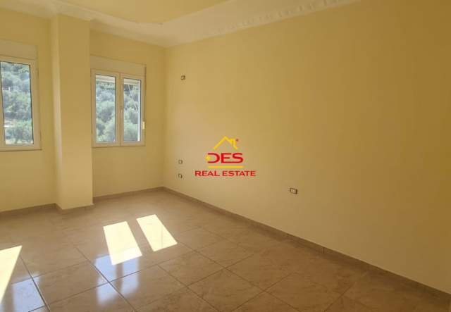 Vlore, shitet apartament 2+1+BLK Kati 8, 106 m² 106.500 Euro (Rruga Dhimiter Konomi, Vlore)