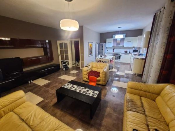 Tirane, shes apartament 2+1+BLK Kati 5, 94 m² 159.000 Euro (Rruga Vaso Pasha)