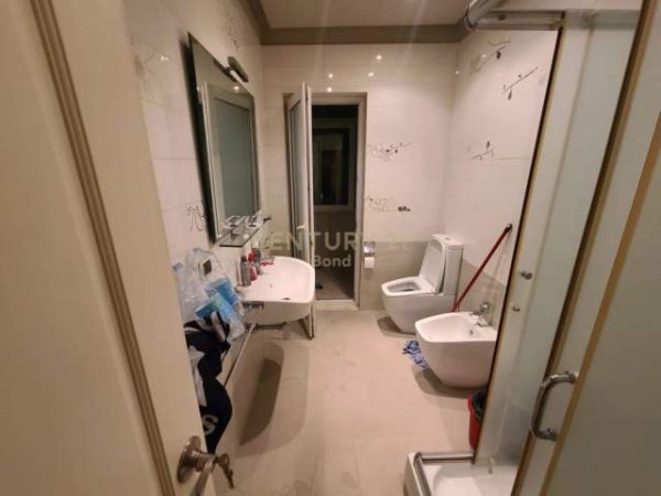 Tirane, shes apartament 2+1+BLK Kati 5, 94 m² 159.000 Euro (Rruga Vaso Pasha)