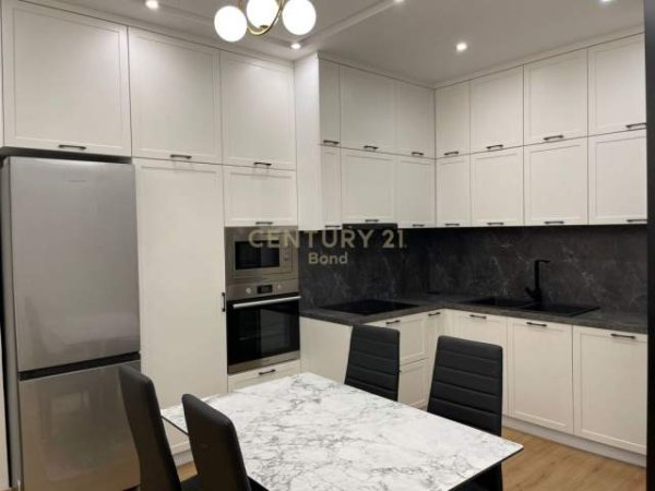 Tirane, jap me qera apartament 1+1+BLK Kati 4, 65 m² 470 Euro (Fushat Ali Demit)