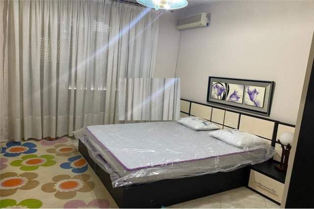 Tirane, jepet me qera apartament 1+1 Kati 4, 57 m² 450 Euro (rruga e kavajes)