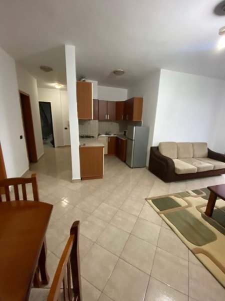 Tirane, jepet me qera apartament 2+1+BLK Kati 6, 92 m² 40.000 Leke (Todi shkurti)