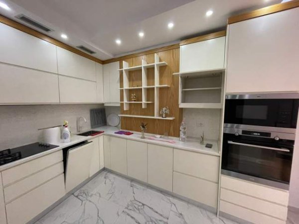 Tirane, shitet apartament 2+1+BLK Kati 3, 124 m² 125.000 Euro (Astir)