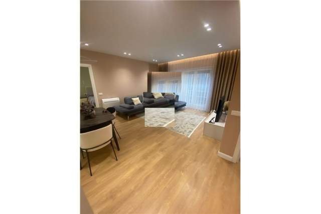 Tirane, jepet me qera apartament 1+1 Kati 2, 108 m² 650 Euro (rruga e dibres)