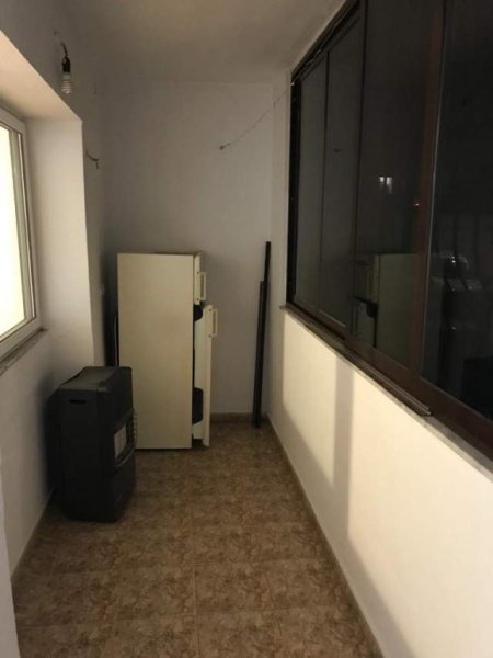 Tirane, jepet me qera apartament 1+1+BLK Kati 1, 60 m² 30.000 Leke (Rifat bODINAKU)