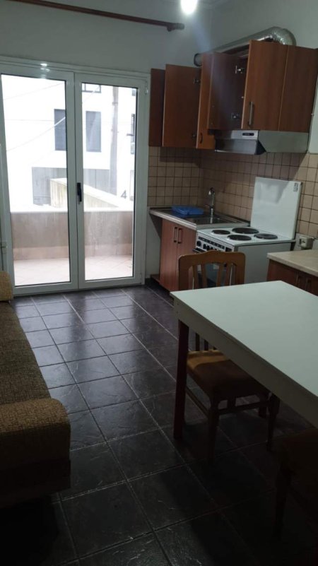 Tirane, jepet me qera apartament 1+1+BLK Kati 2, 50 m² 30.000 Leke (rruga Jordan Misja)