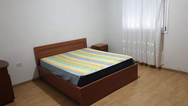 Tirane, jepet me qera apartament 1+1+BLK Kati 2, 50 m² 30.000 Leke (rruga Jordan Misja)