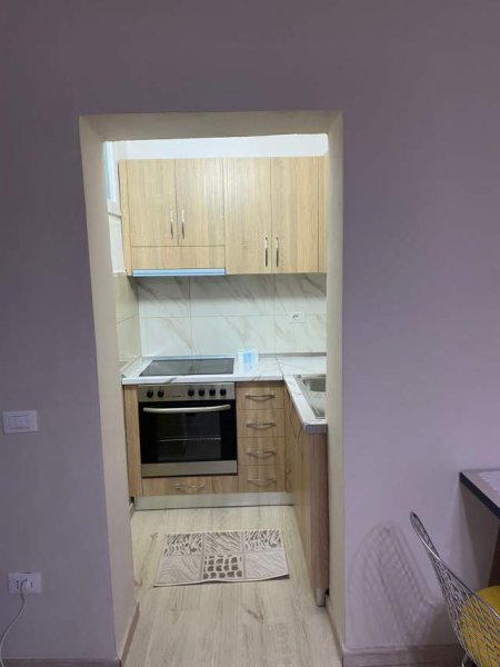 Tirane, jepet me qera apartament 2+1+BLK Kati 5, 90 m² 550 Euro (Don Bosko)