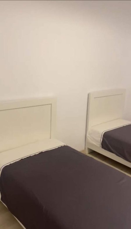 Tirane, jepet me qera apartament 2+1+BLK Kati 5, 90 m² 550 Euro (Don Bosko)