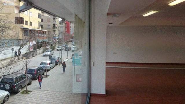 Tirane, shes ambjent biznesi Kati 2, 174 m² 4.200 Euro/m2