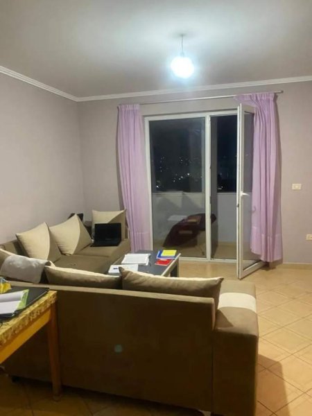 Tirane, shitet apartament 2+1 Kati 5, 95 m² 88.000 Euro (Rr. 5 Maji)