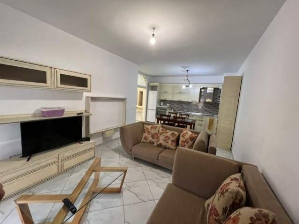 Tirane, jepet me qera apartament 2+1 Kati 2, 90 m² 450 Euro (Kodra e Diellit)