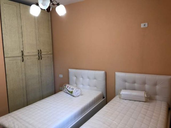 Tirane, jepet me qera apartament 2+1 Kati 2, 90 m² 450 Euro (Kodra e Diellit)