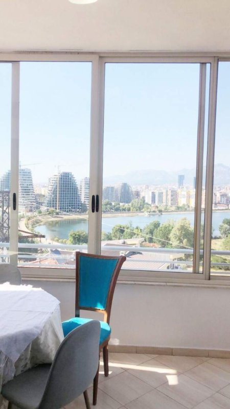 Tirane, jepet me qera apartament 2+1+BLK Kati 5, 105 m² 550 Euro (rruga Peti)