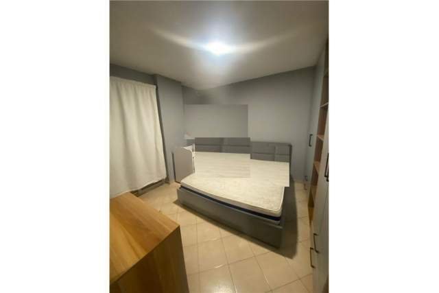 Tirane, jepet me qera apartament 1+1 Kati 5, 68 m² 300 Euro (laprak)