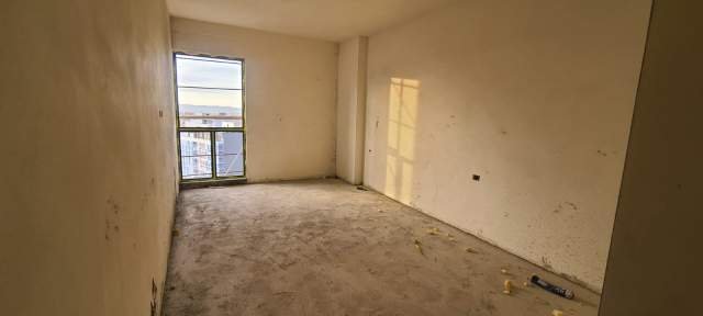 Tirane, shes apartament 2+1+BLK 90 m² 114.000 Euro (Farmacia 10)