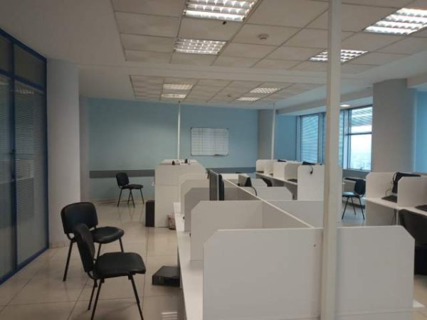 Tirane, jepet me qera zyre Kati 6, 320 m² 2.150 Euro (Selvia)
