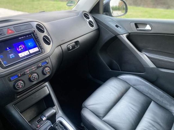 Tirane, shes makine Volkswagen Tiguan individual Viti 2009,