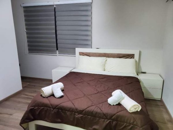 Tirane, jap me qera dhome 1+1, 35 m² 25 Euro (Federik Shiroka)