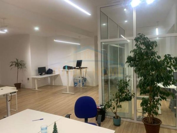 Tirane, shitet apartament 3+1+A+BLK Kati 11, 130 m² 180.000 Euro (Jordan Misja) PARK29034