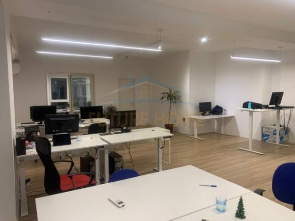 Tirane, shitet apartament 3+1+A+BLK Kati 11, 130 m² 180.000 Euro (Jordan Misja) PARK29034