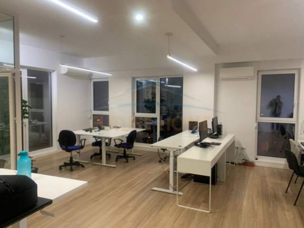 Tirane, shitet apartament 3+1+A+BLK Kati 11, 130 m² 180.000 Euro (Jordan Misja) PARK29034