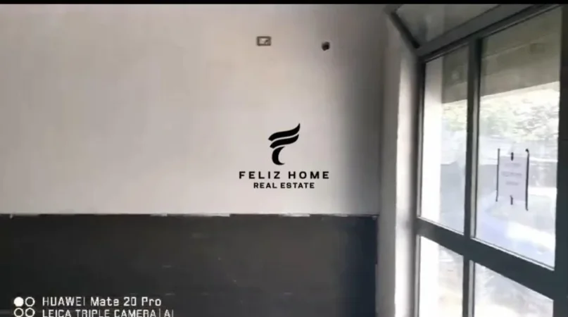 Tirane, shitet dyqan Kati 0, 148 m² 260.000 € (ALI DEMI)