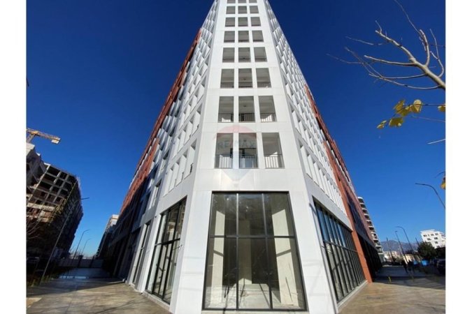 Tirane, shitet apartament 2+1+Ballkon Kati 5, 114 m² 154.000 € (Astir)