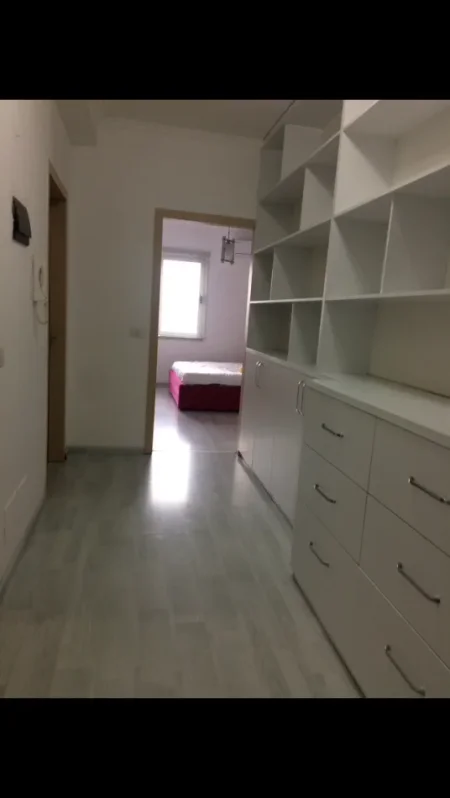 Tirane, shes apartament 1+1 Kati 2, 58 m² 91 000 € (Yzberisht)