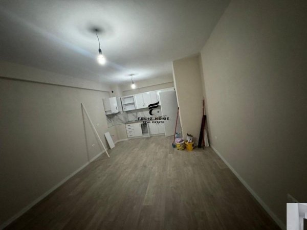 Tirane, jepet me qera apartament 1+1 Kati 3, 75 m² 350 € (ASTIR)