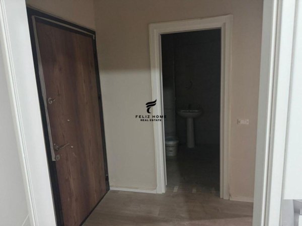 Tirane, jepet me qera apartament 1+1 Kati 3, 75 m² 350 € (ASTIR)
