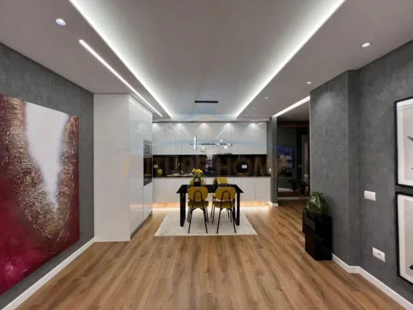 Tirane, shitet apartament 2+1+Ballkon Kati 3, 110 m² 250.000 € (Liqeni i Thate)